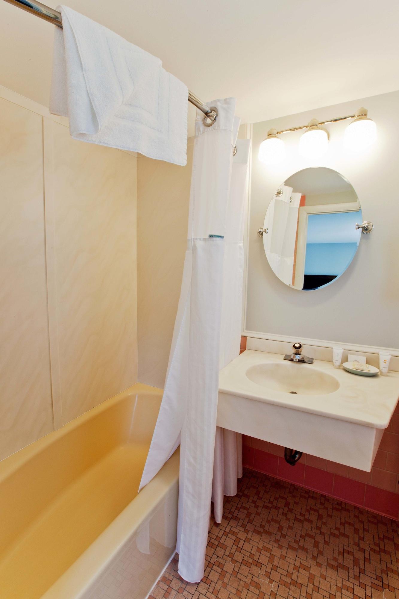 The Seaglass Inn & Spa Προβινστάουν Εξωτερικό φωτογραφία